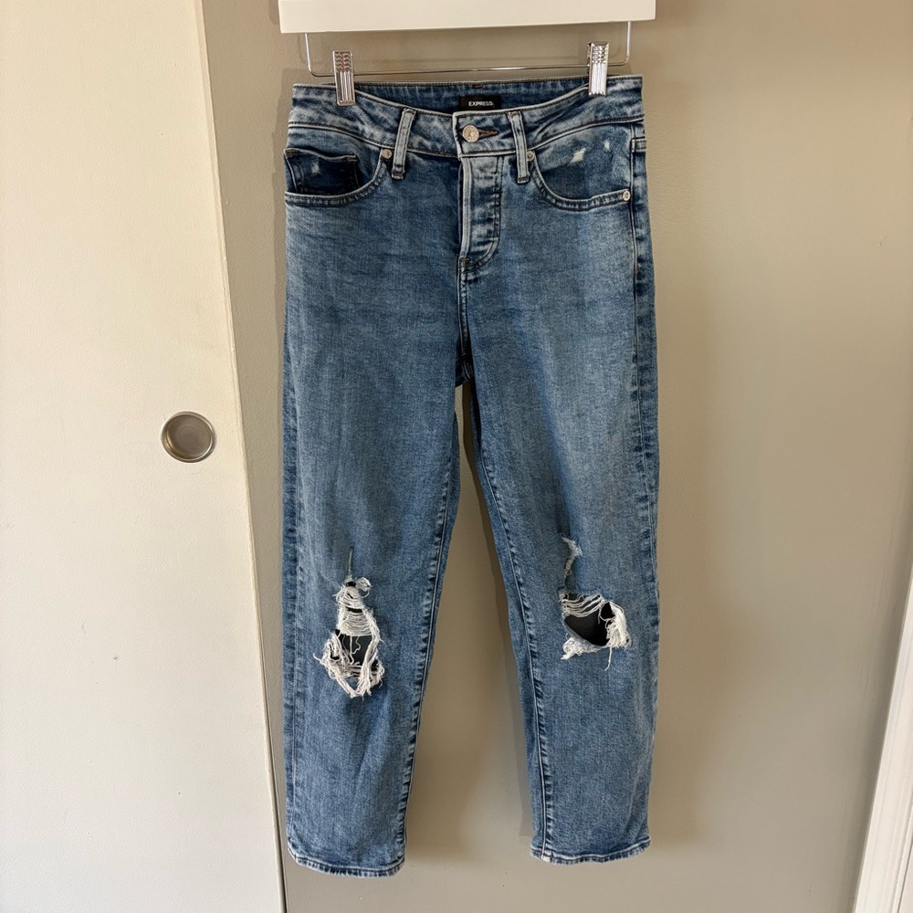 Express Boyfriend Mid Rise Distressed Jeans Size 00R